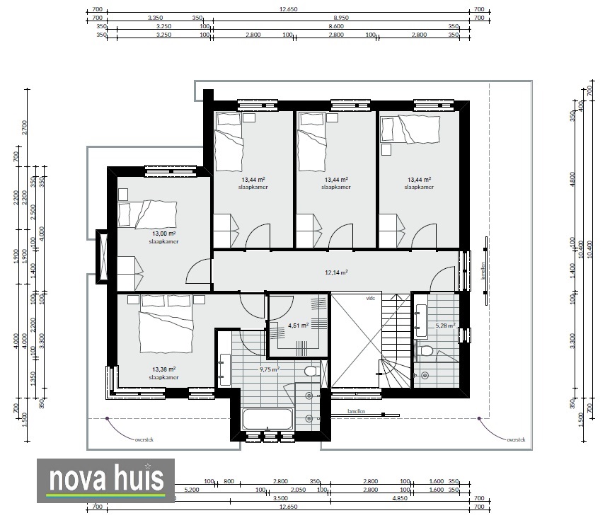 indeling begane grond klassieke kubistische villa frank lloyd wright stijl bij NOVA-HUIS K164