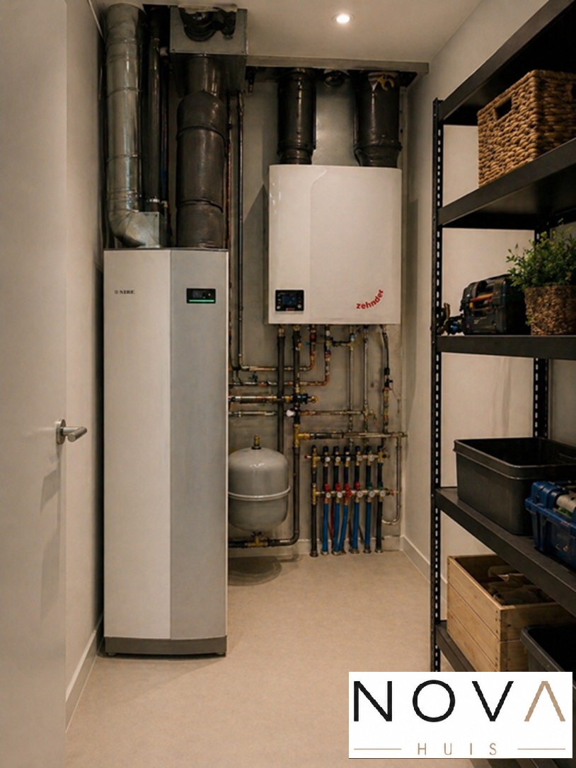 Modern interieur van levensloopbestendige woning A-154 met luxe leefkeuken en veel daglicht