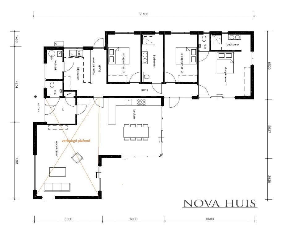 NOVA-HUIS bungalowserie 155 gelijksvloers modern hoog plafond veel licht en glas 