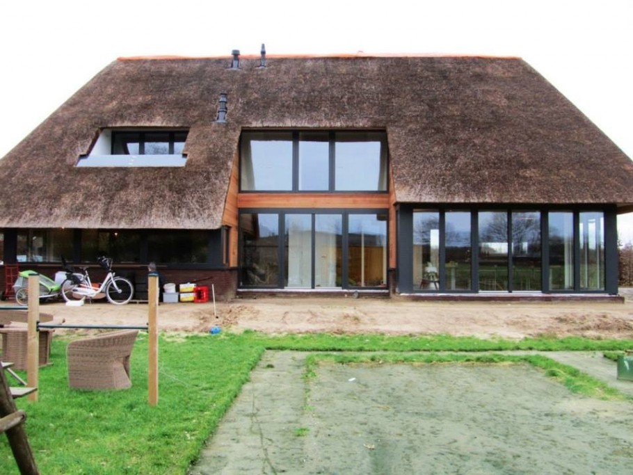 Limburg boerderijwoning in staalframebouw