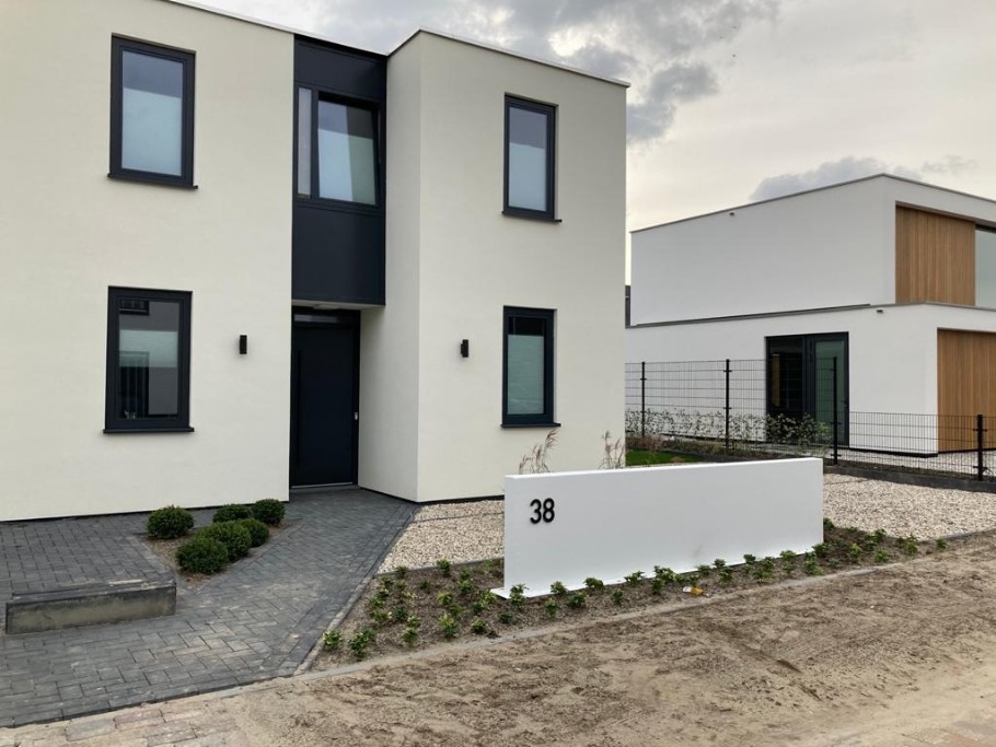 Oosterhout staalframebouw woning